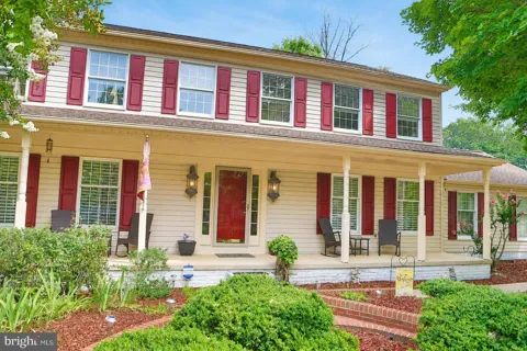 108 BRIARWOOD COURT