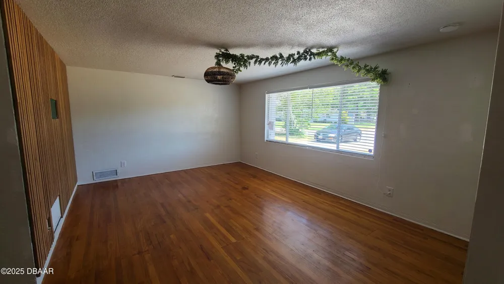 2222 Harvard Road South Daytona, FL 32119