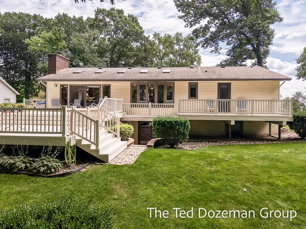 4517 Scenic Drive Hamilton, MI 49419