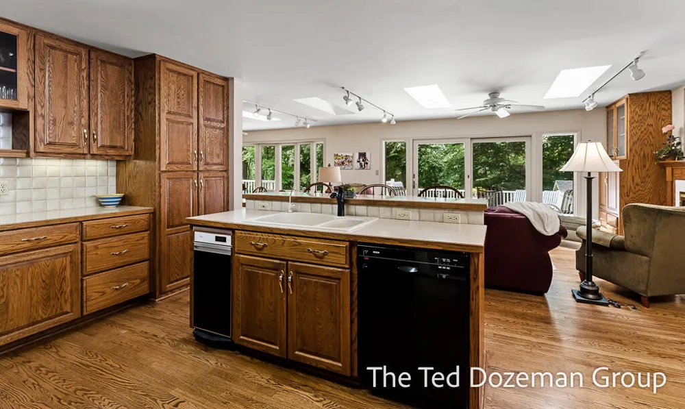 4517 Scenic Drive Hamilton, MI 49419