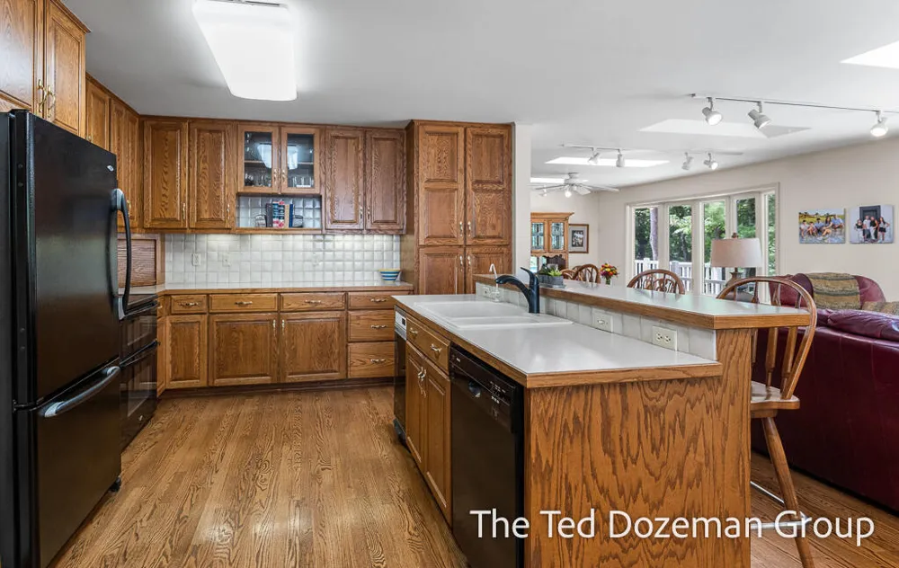 4517 Scenic Drive Hamilton, MI 49419
