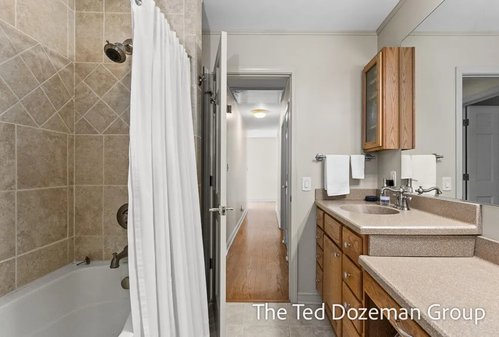 4517 Scenic Drive Hamilton, MI 49419