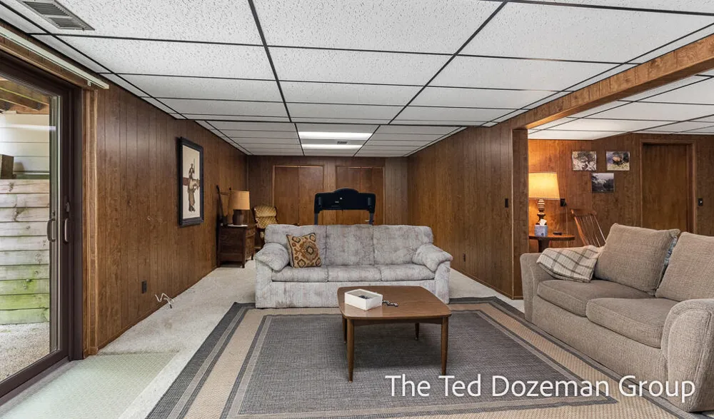 4517 Scenic Drive Hamilton, MI 49419