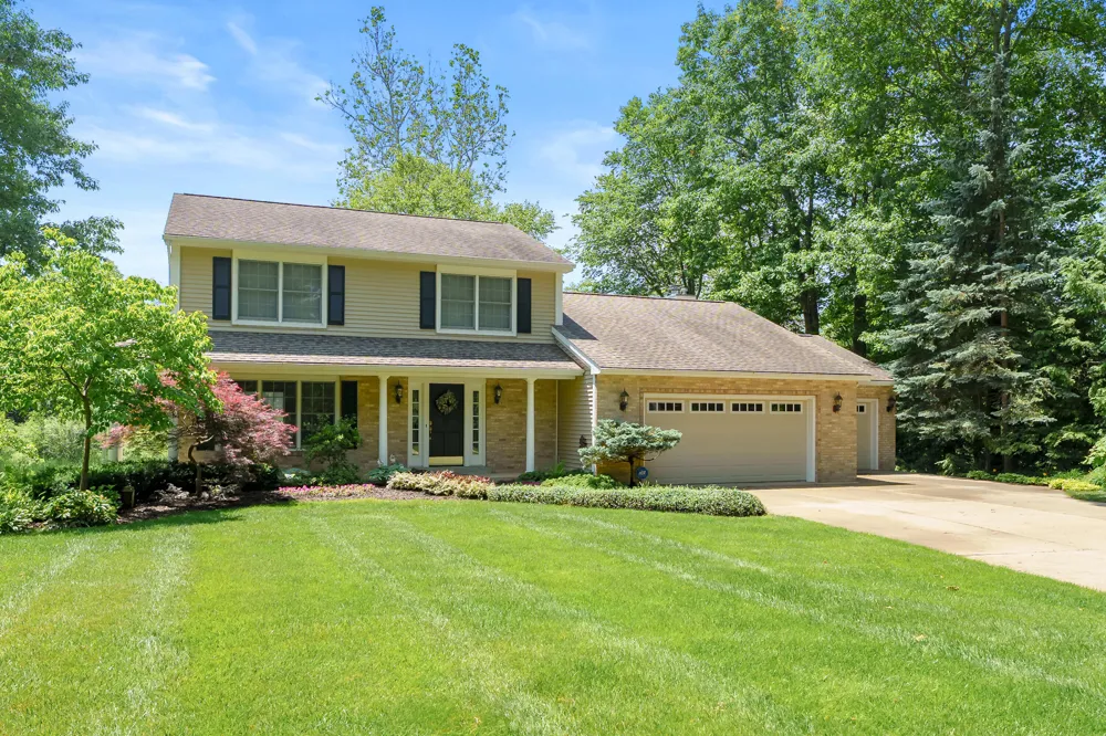 16136 Prairie Ronde Road Schoolcraft, MI 49087