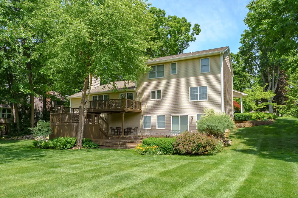 16136 Prairie Ronde Road Schoolcraft, MI 49087