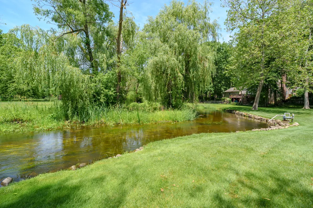 16136 Prairie Ronde Road Schoolcraft, MI 49087
