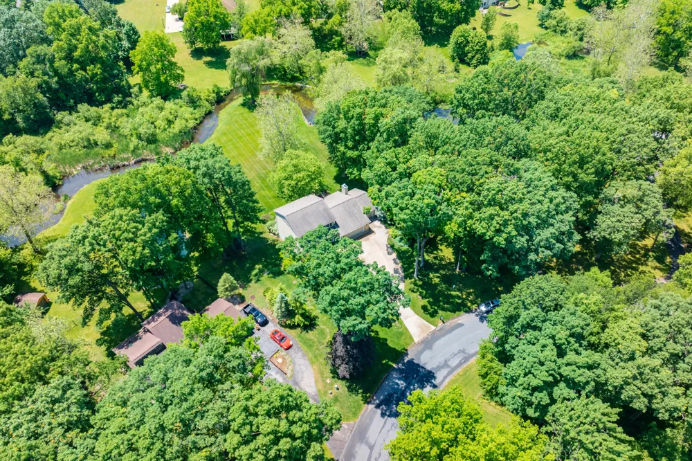 16136 Prairie Ronde Road Schoolcraft, MI 49087