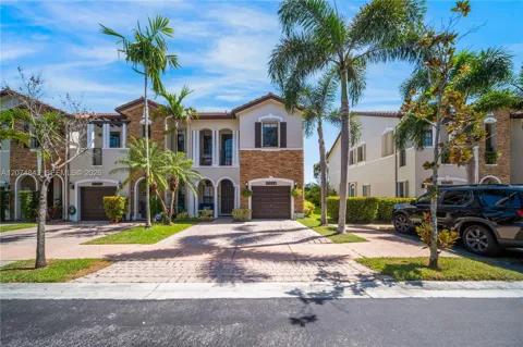 10334 NW 30th Ter