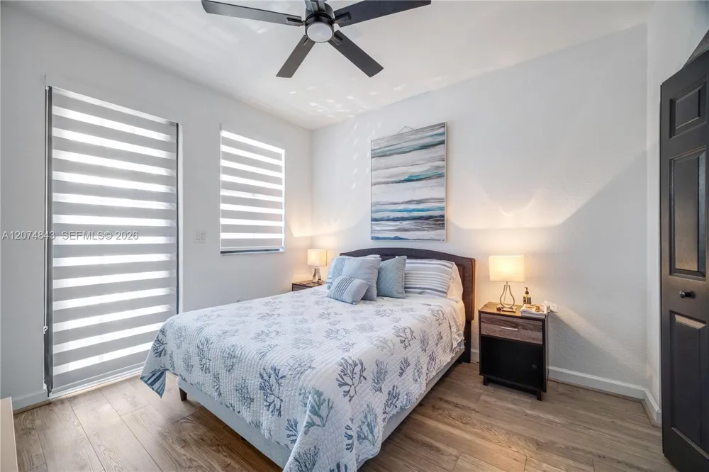 10334 NW 30th Ter Doral, FL 33172