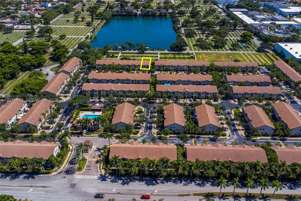 10334 NW 30th Ter Doral, FL 33172