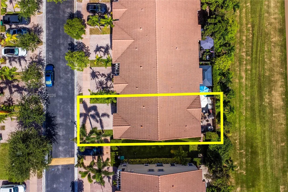 10334 NW 30th Ter Doral, FL 33172