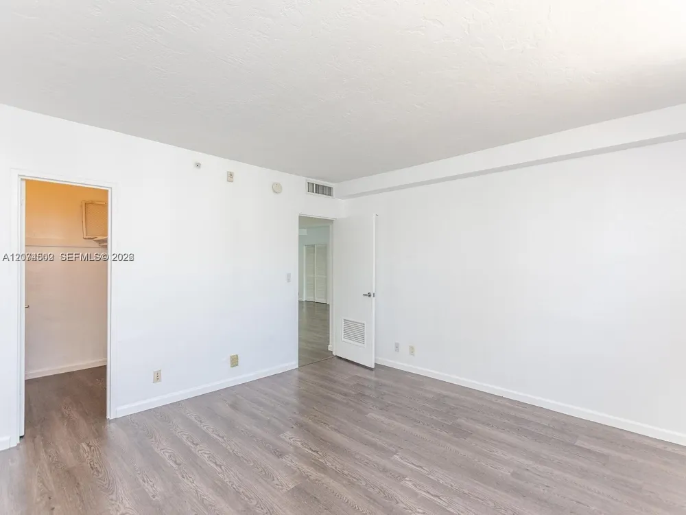 3000 S Ocean Dr #922 Hollywood, FL 33019