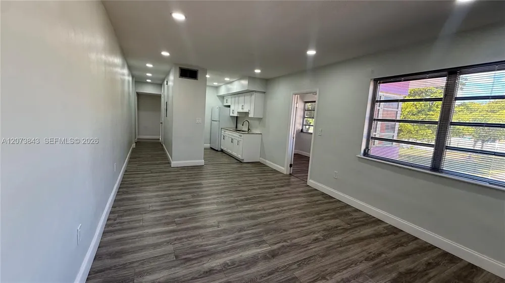 245 NE 191st St #3014 Miami, FL 33179