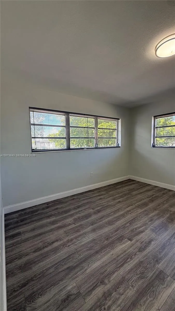245 NE 191st St #3014 Miami, FL 33179