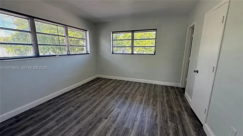 245 NE 191st St #3014 Miami, FL 33179