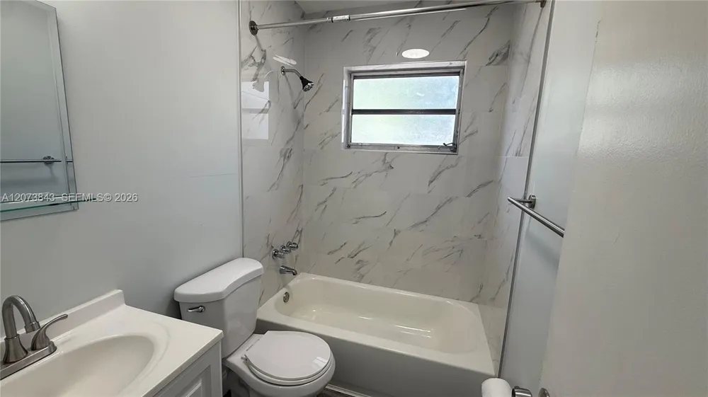245 NE 191st St #3014 Miami, FL 33179