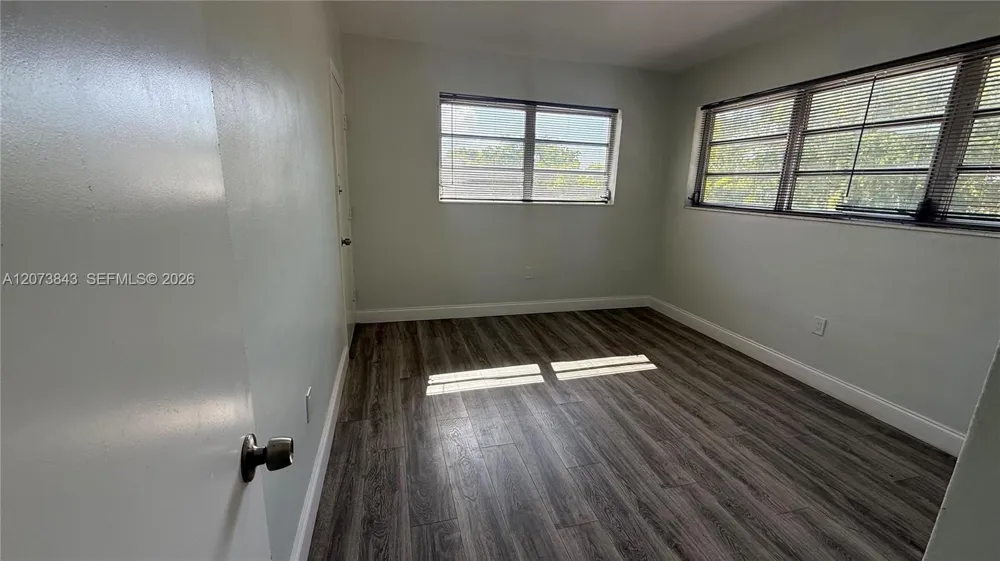 245 NE 191st St #3014 Miami, FL 33179