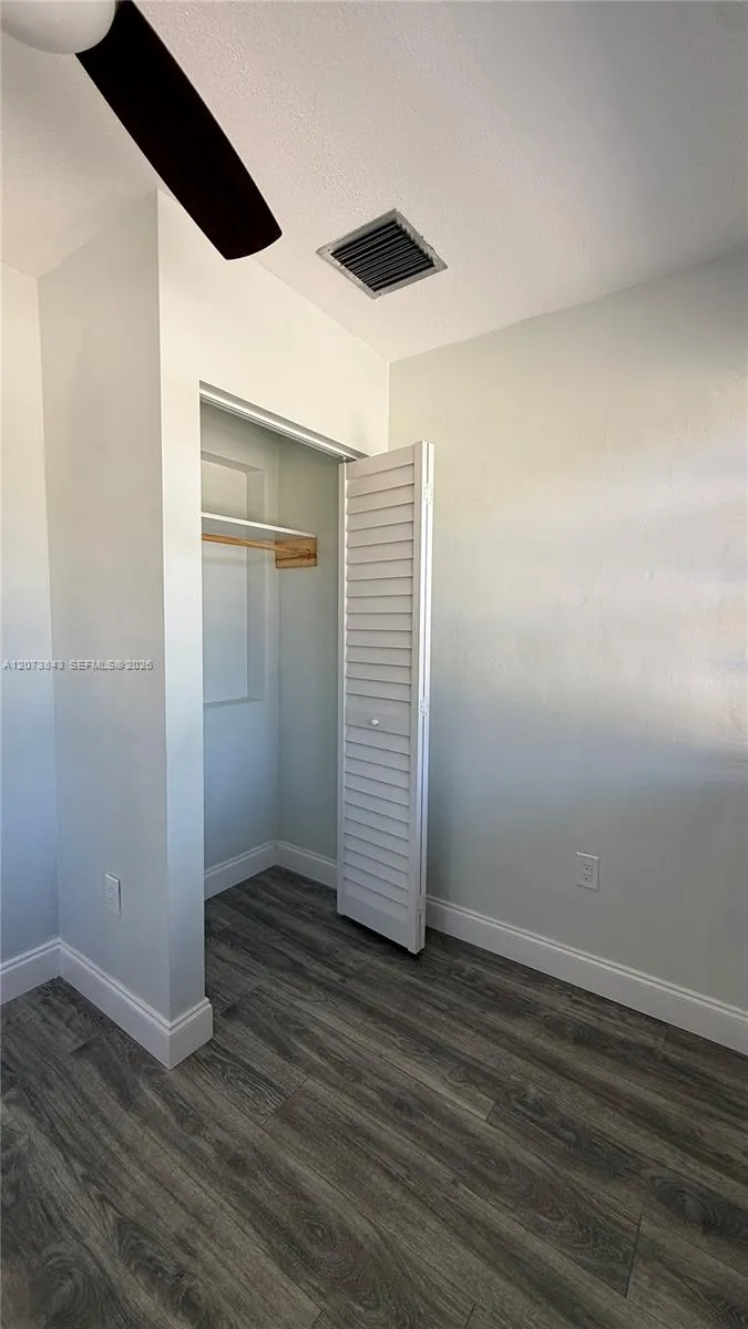 245 NE 191st St #3014 Miami, FL 33179