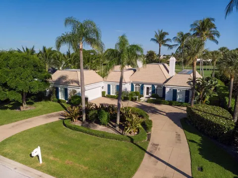 971 LAKE HOUSE DRIVE