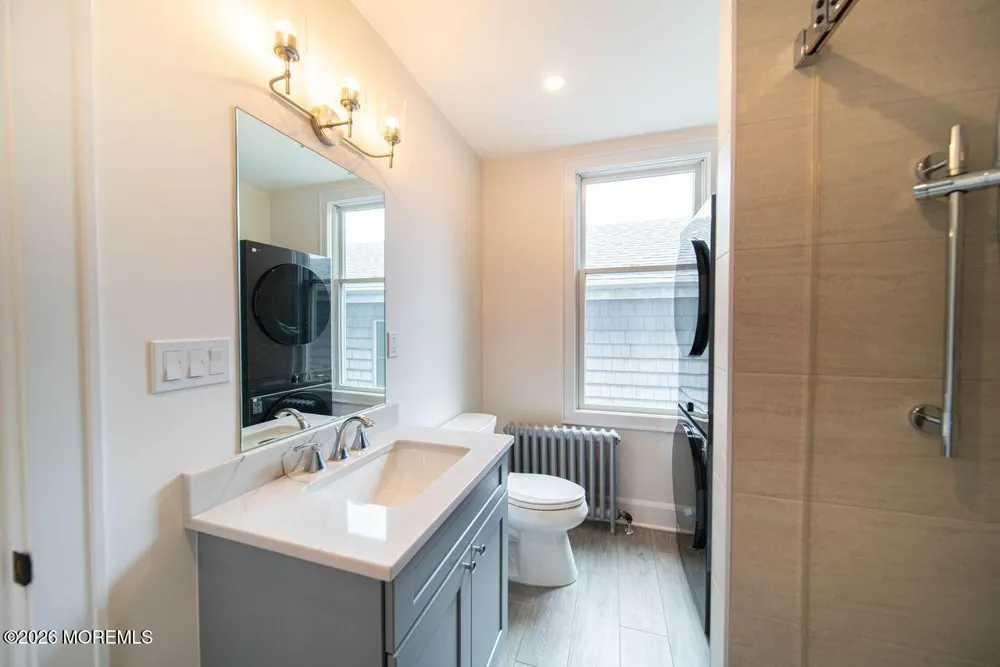 1125 E Ocean Avenue #2a Sea Bright, NJ 07760