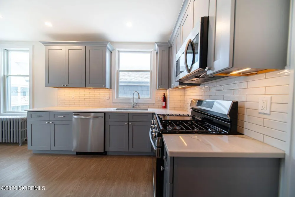 1125 E Ocean Avenue #2a Sea Bright, NJ 07760