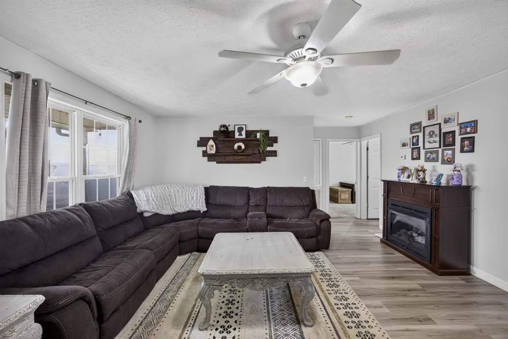 291 Idlewild Dr Sparta, TN 38583