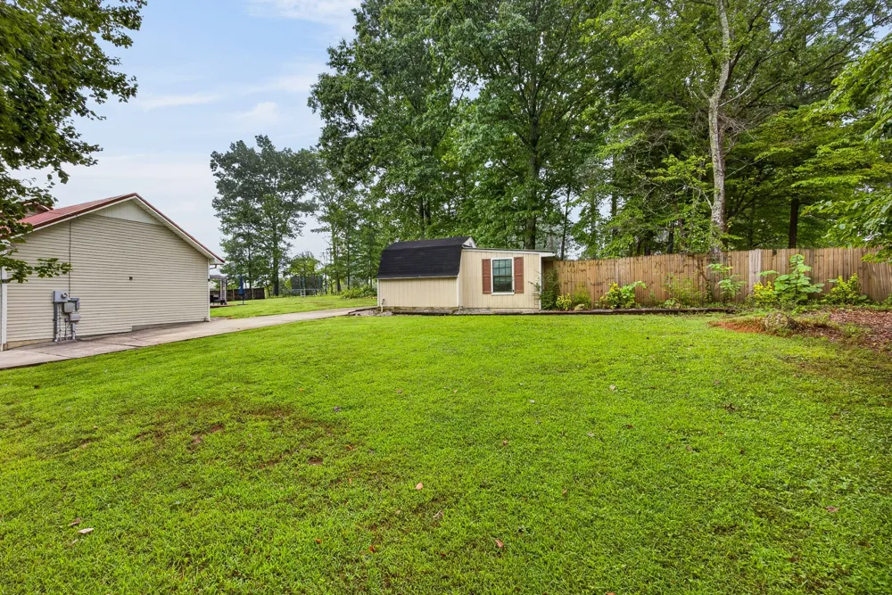 291 Idlewild Dr Sparta, TN 38583