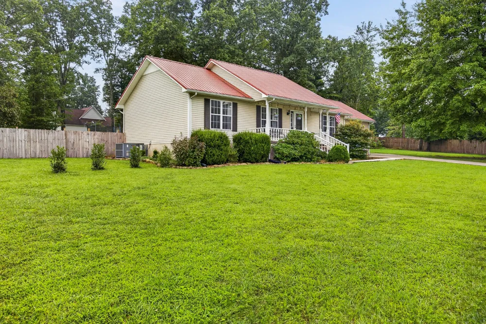 291 Idlewild Dr Sparta, TN 38583