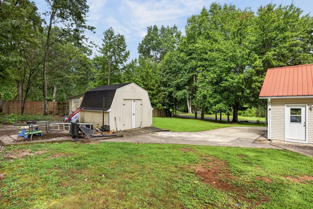 291 Idlewild Dr Sparta, TN 38583