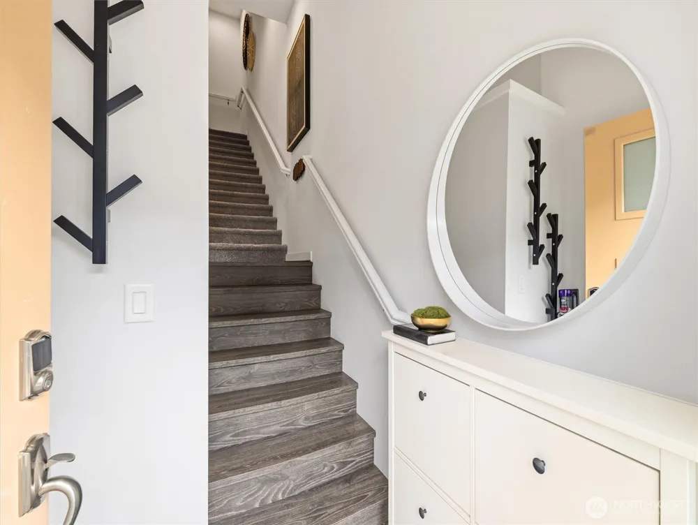 964 7th Avenue NE #2.4 Issaquah, WA 98029