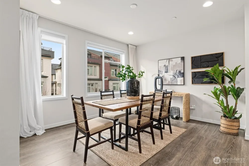 964 7th Avenue NE #2.4 Issaquah, WA 98029