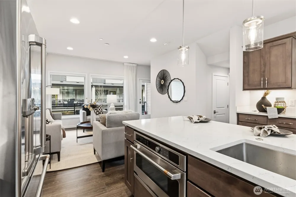 964 7th Avenue NE #2.4 Issaquah, WA 98029