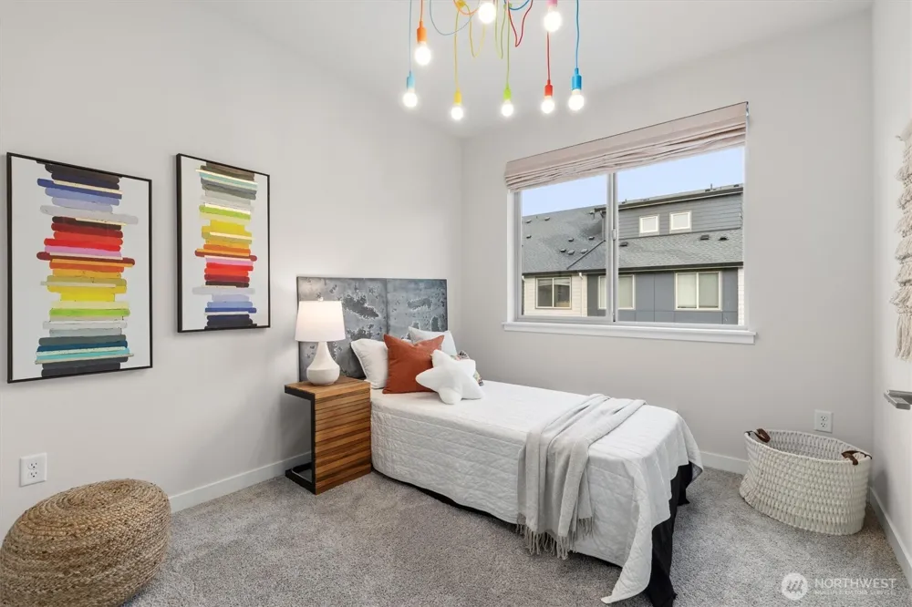 964 7th Avenue NE #2.4 Issaquah, WA 98029