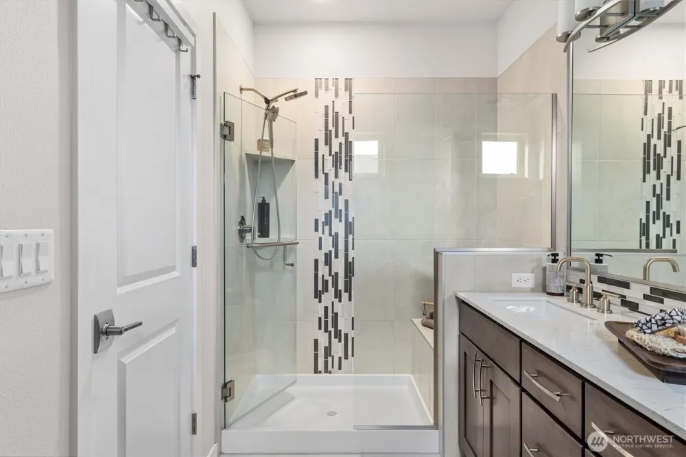 964 7th Avenue NE #2.4 Issaquah, WA 98029