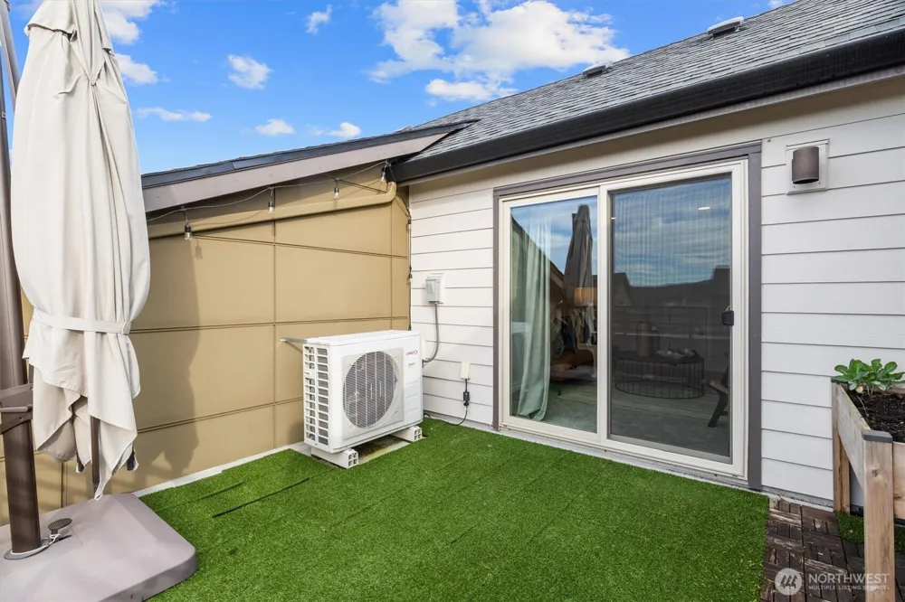 964 7th Avenue NE #2.4 Issaquah, WA 98029