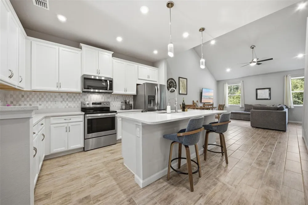 5636 SILVERBRIDGE TRAIL Bradenton, FL 34211