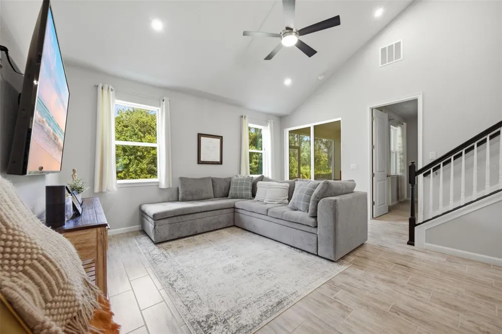 5636 SILVERBRIDGE TRAIL Bradenton, FL 34211