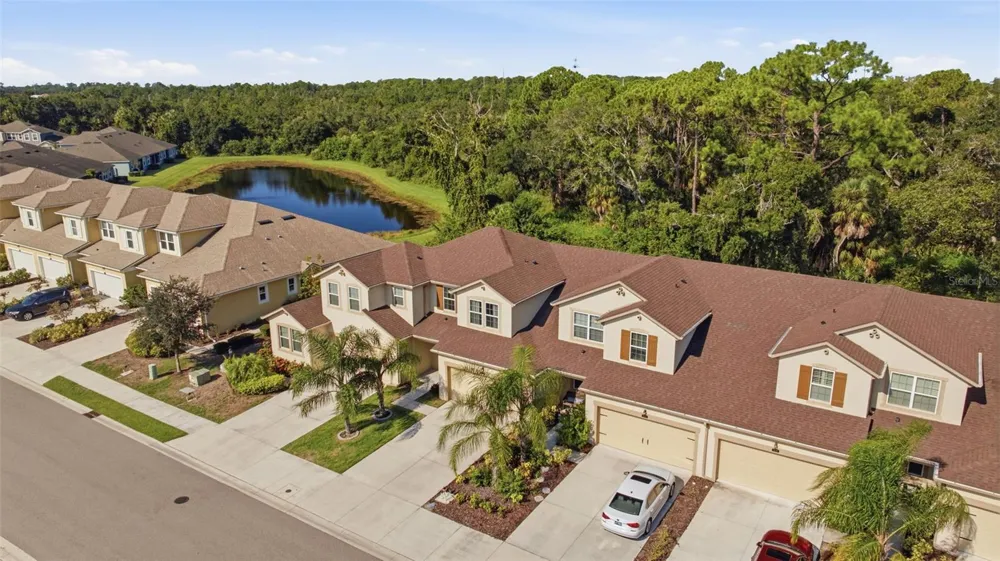 5636 SILVERBRIDGE TRAIL Bradenton, FL 34211