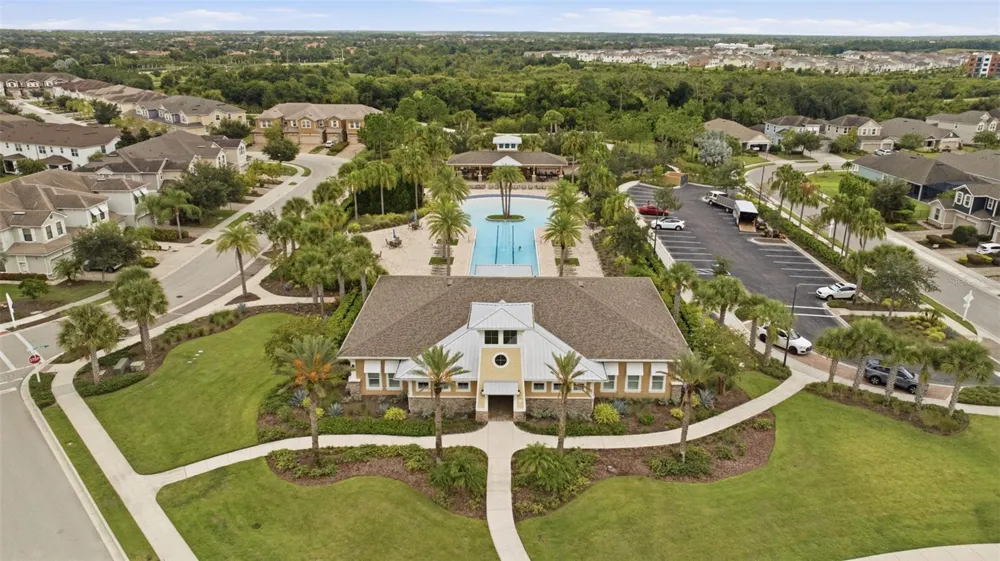5636 SILVERBRIDGE TRAIL Bradenton, FL 34211