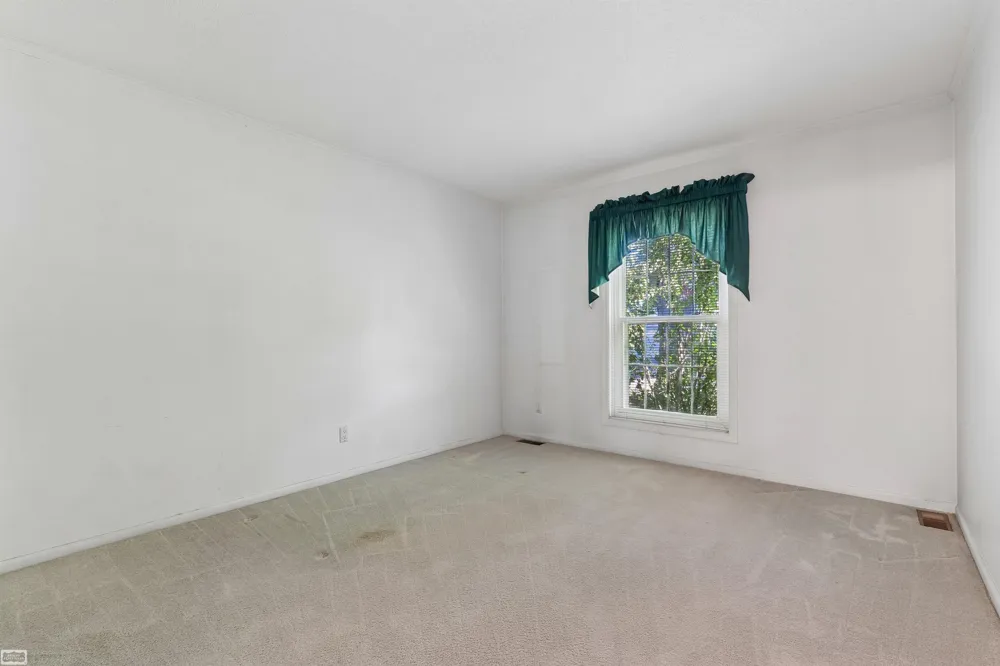 38665 Bayside Ct Court Clinton Charter Township, MI 48038