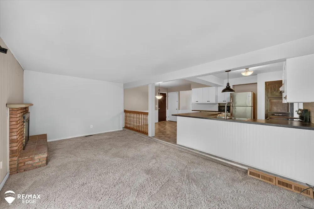 310 Delzingro Drive Davison City, MI 48423