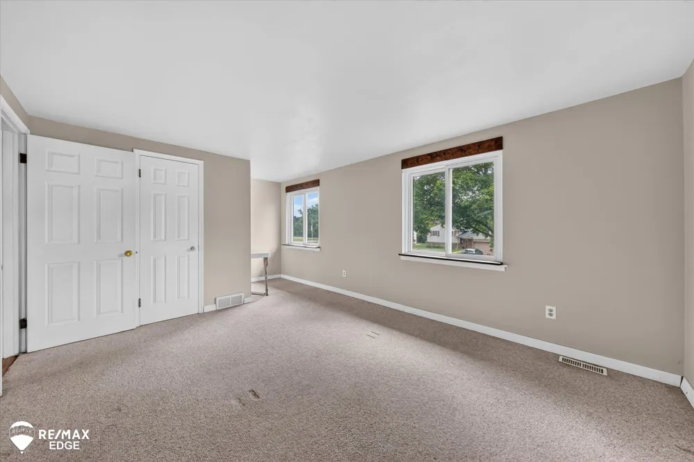 310 Delzingro Drive Davison City, MI 48423
