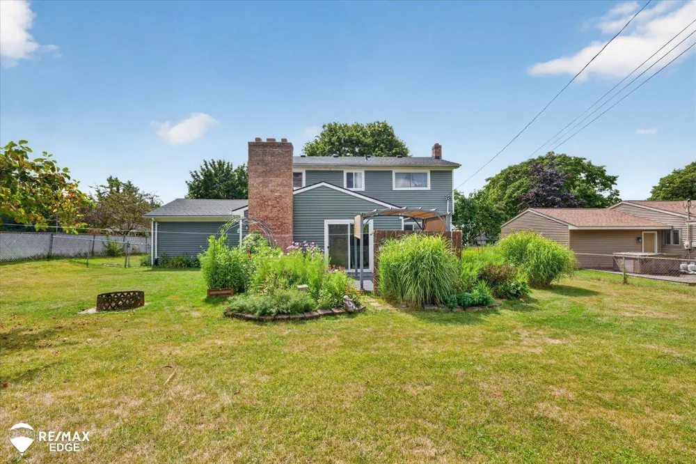 310 Delzingro Drive Davison City, MI 48423