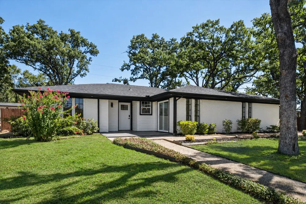 904 Northwood Corsicana, TX 75110