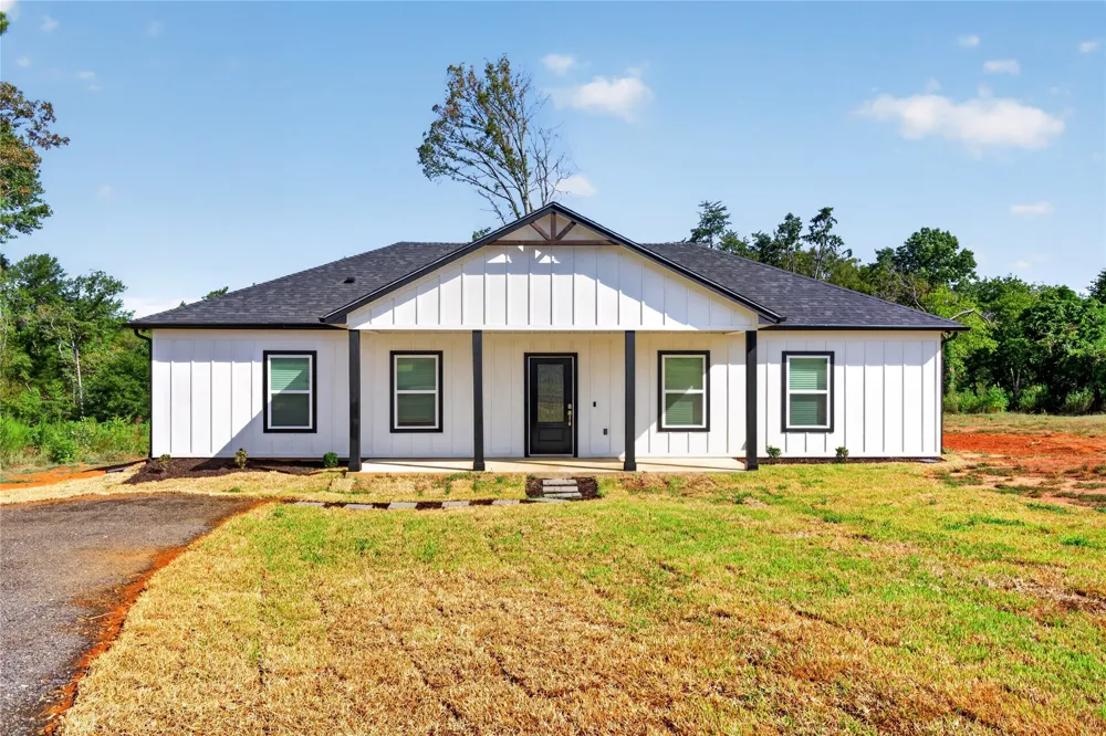 1439 CR 4209 Jacksonville, TX 75766