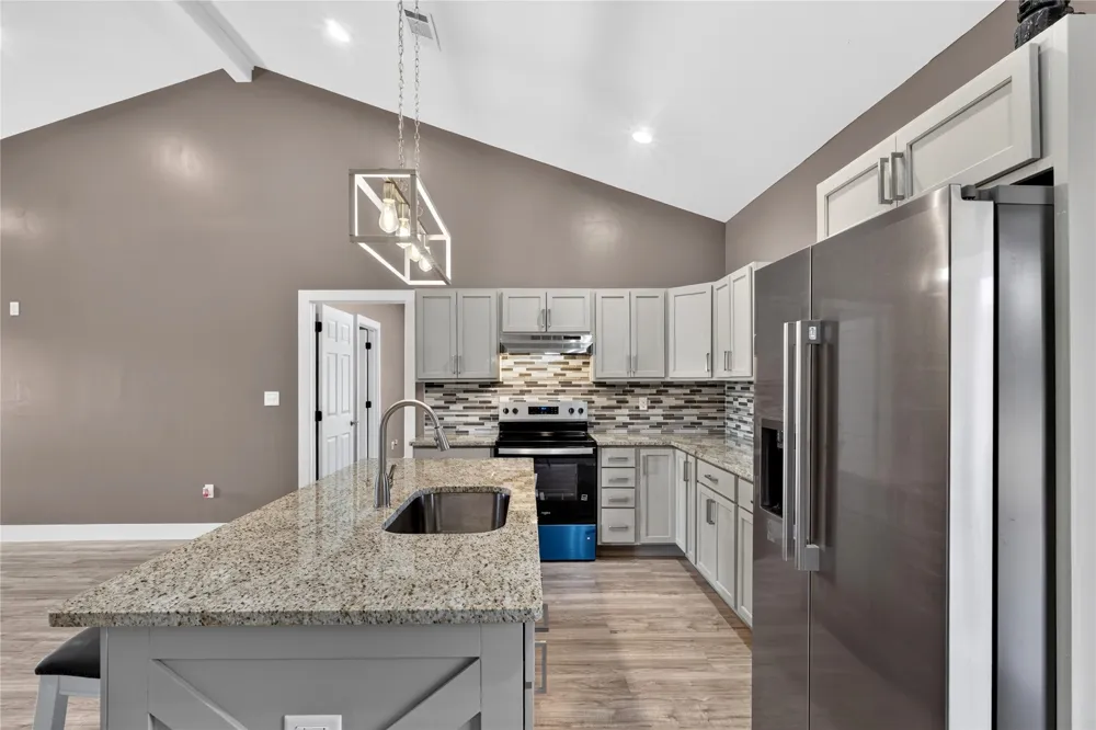 1439 CR 4209 Jacksonville, TX 75766