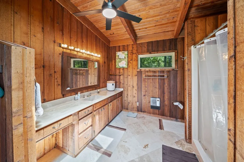 65 Private Road 7332 Frankston, TX 75763
