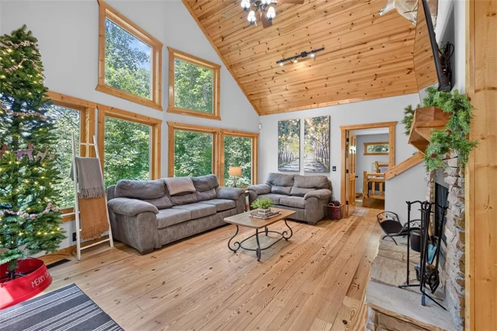 10 Esker Court Ellijay, GA 30540