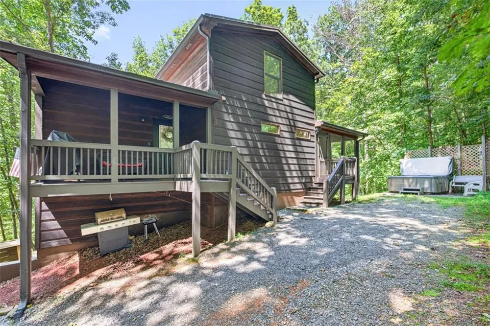 10 Esker Court Ellijay, GA 30540