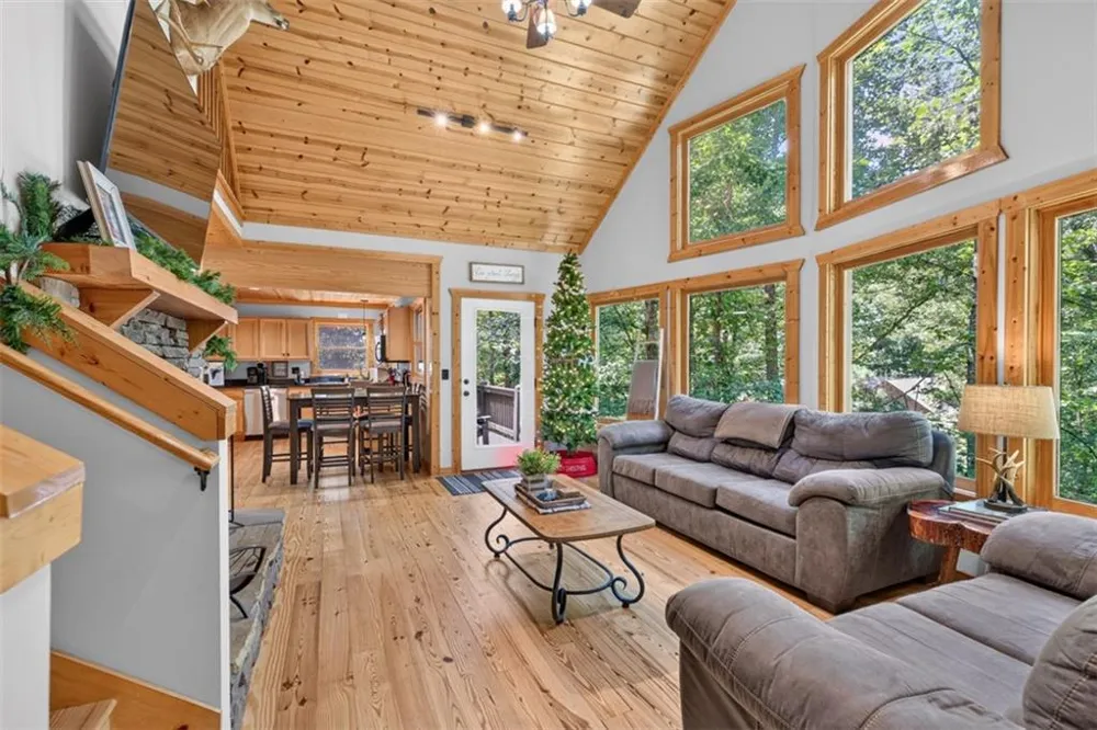 10 Esker Court Ellijay, GA 30540